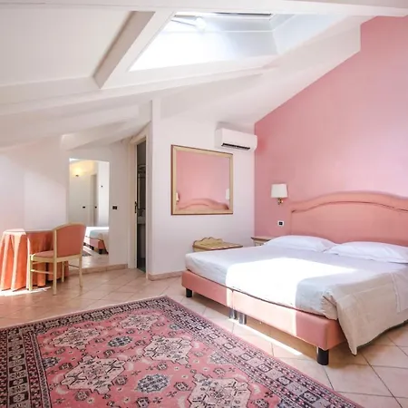 Hotel Kursaal 3*