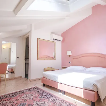 Kursaal Hotel 3*