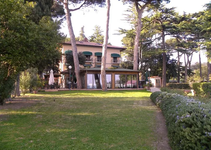 Kursaal 3* Passignano sul Trasimeno